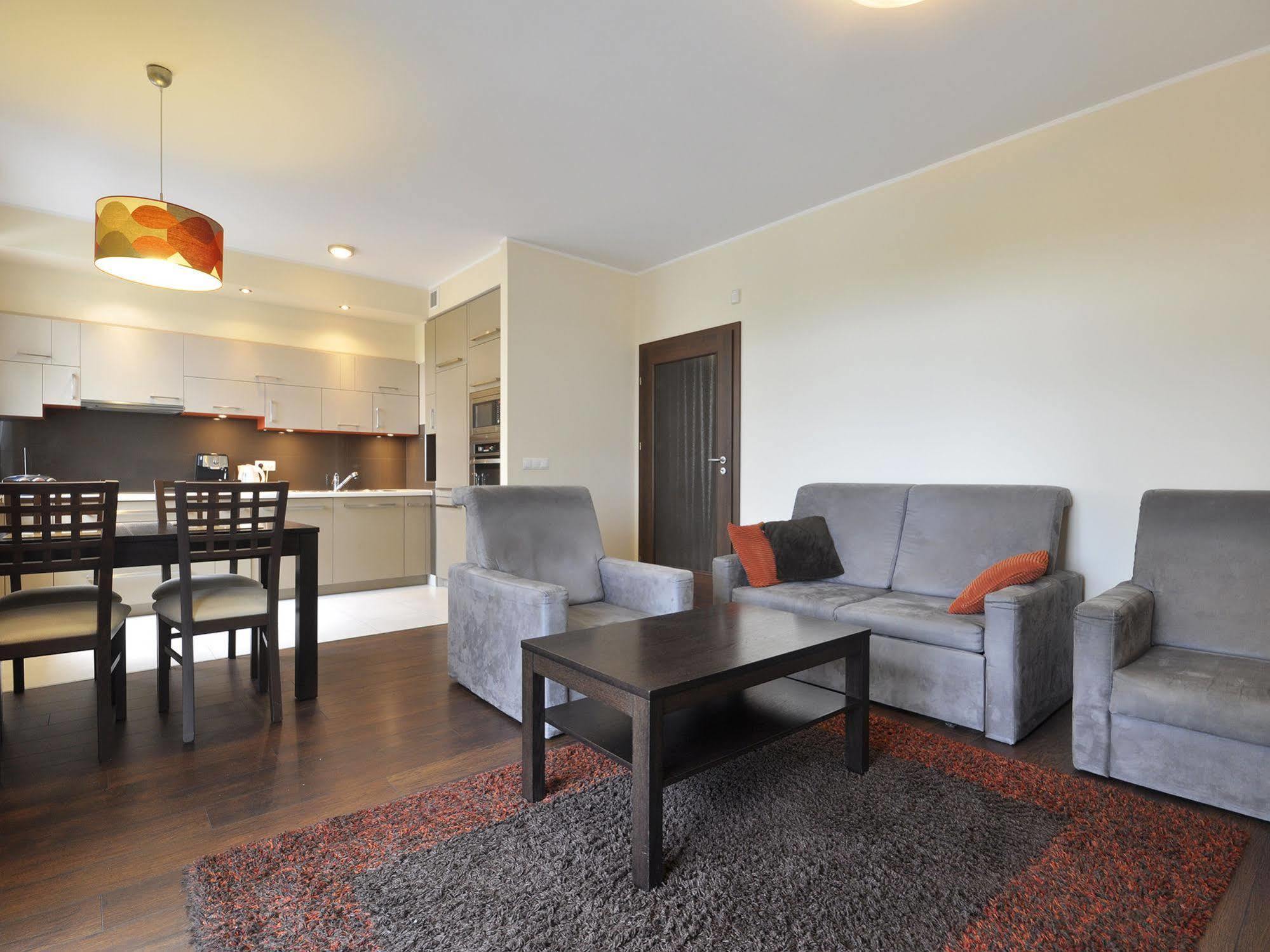 Dom & House - Apartments Sopot Kamienny Potok المظهر الخارجي الصورة