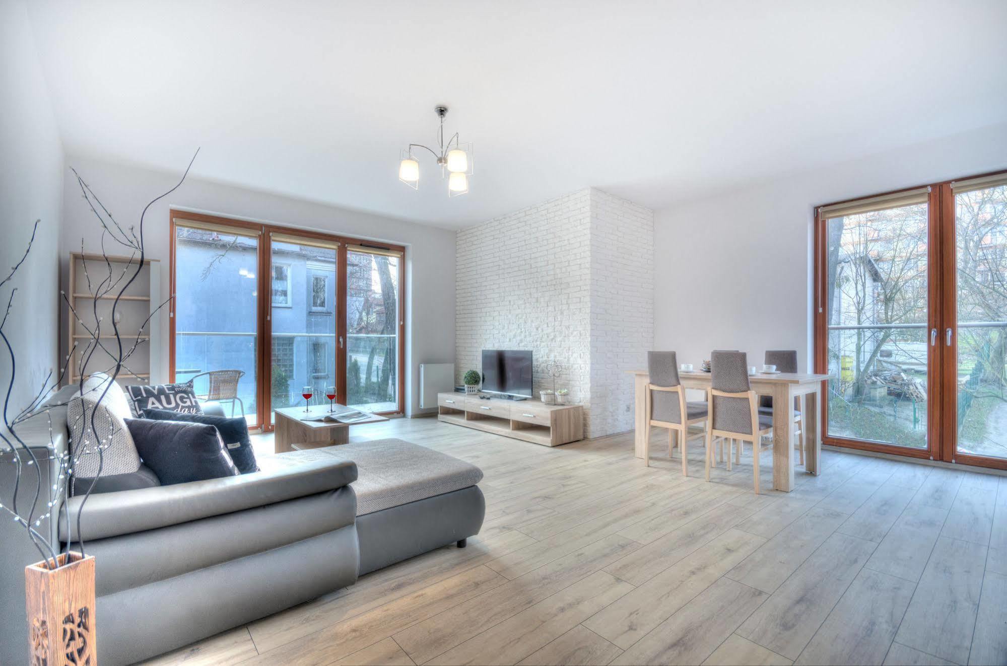 Dom & House - Apartments Sopot Kamienny Potok المظهر الخارجي الصورة